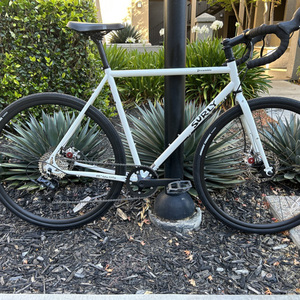 2023 Surly Preamble White