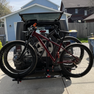 2020 Specialized Fuse 5 Crimson/Rocket M Red and Orange