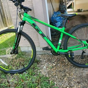 2023 GT Bicycles Aggressor Pro Green