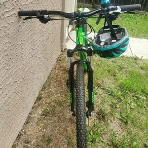 2023 GT Bicycles Aggressor Pro Green