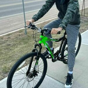 2023 Hyper Viking trail Green