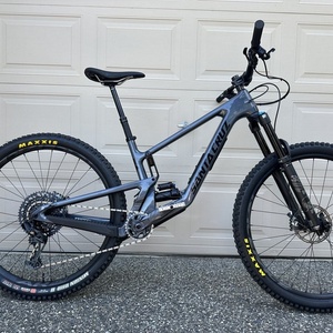 2023 Santa Cruz Hightower 3 Silver, gray or bare metal