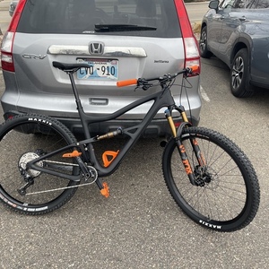 2022 Ibis Carbon V4 Black