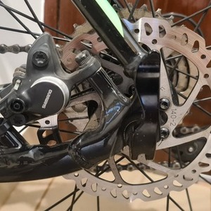 2018 Giant Road bike Black and Green