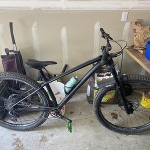 2020 Specialized Fuse Black and Silver, gray or bare metal