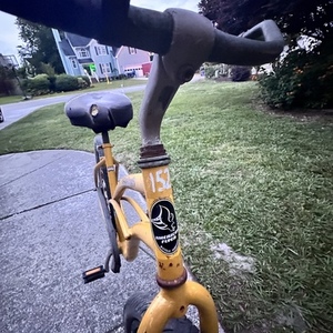 1975 American Flyer Bicycle Co. 152 Cruiser Yellow or Gold