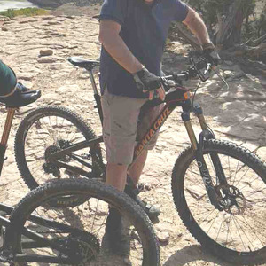 2014 Santa Cruz bronson/ carbon fiber Black, Blue, and Orange