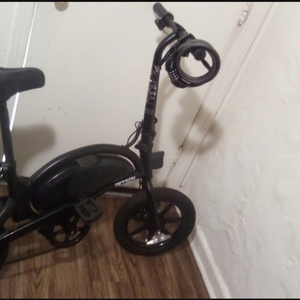 2022 Jetson Bolt Black