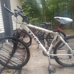 2014 Trek White