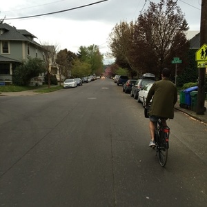 2013 On The Road Dutch bike. Double framed. Crate mounted above front wheel. Black