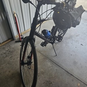 Specialized Sirrus 3 Black and Red