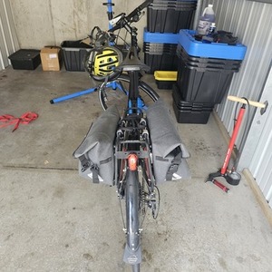 Specialized Sirrus 3 Black and Red