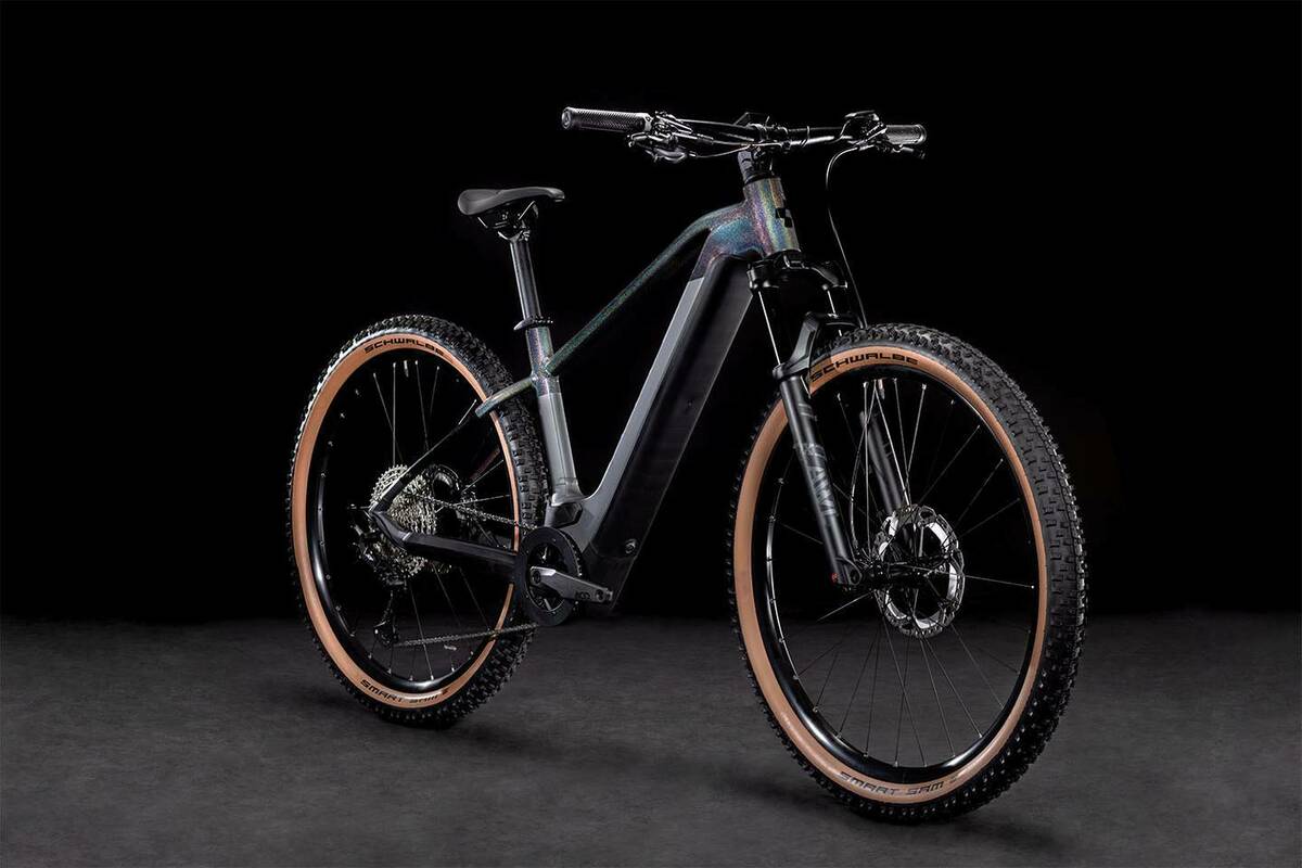 2023 Cube Reaction Hybrid SLT 750W 21\