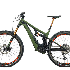 2022 Pivot Shuttle Team XTR Green