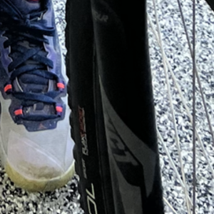 Specialized Silver, gray or bare metal