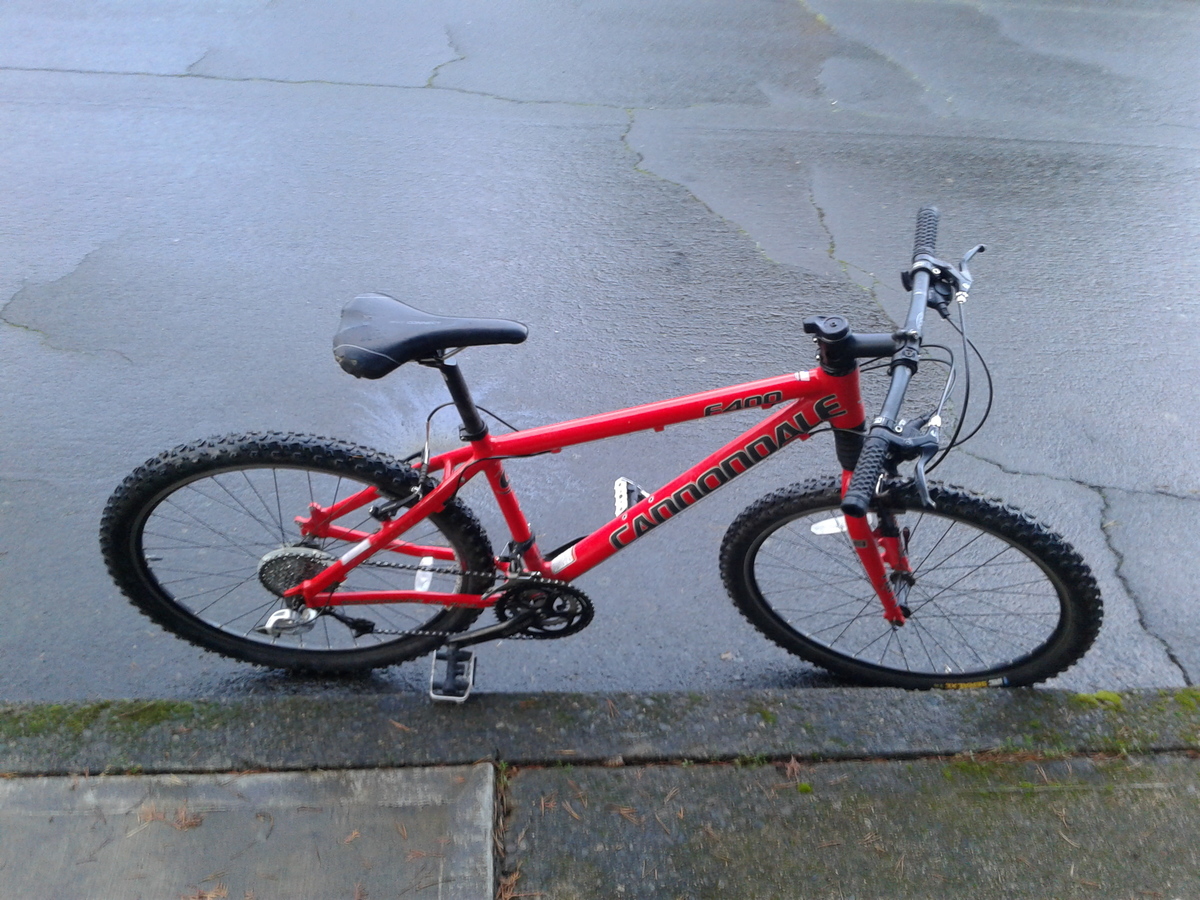 2016 Cannondale F400