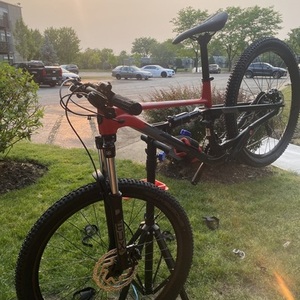 2023 Polygon Siskiu D5 Red and Black