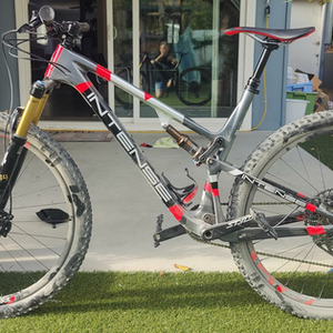 2021 Intense Sniper T Silver, gray or bare metal