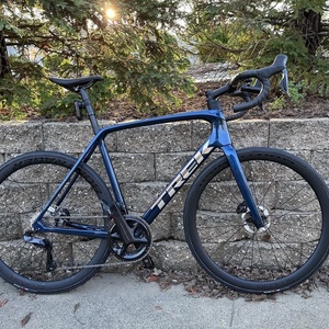 2023 Trek Emonda Blue