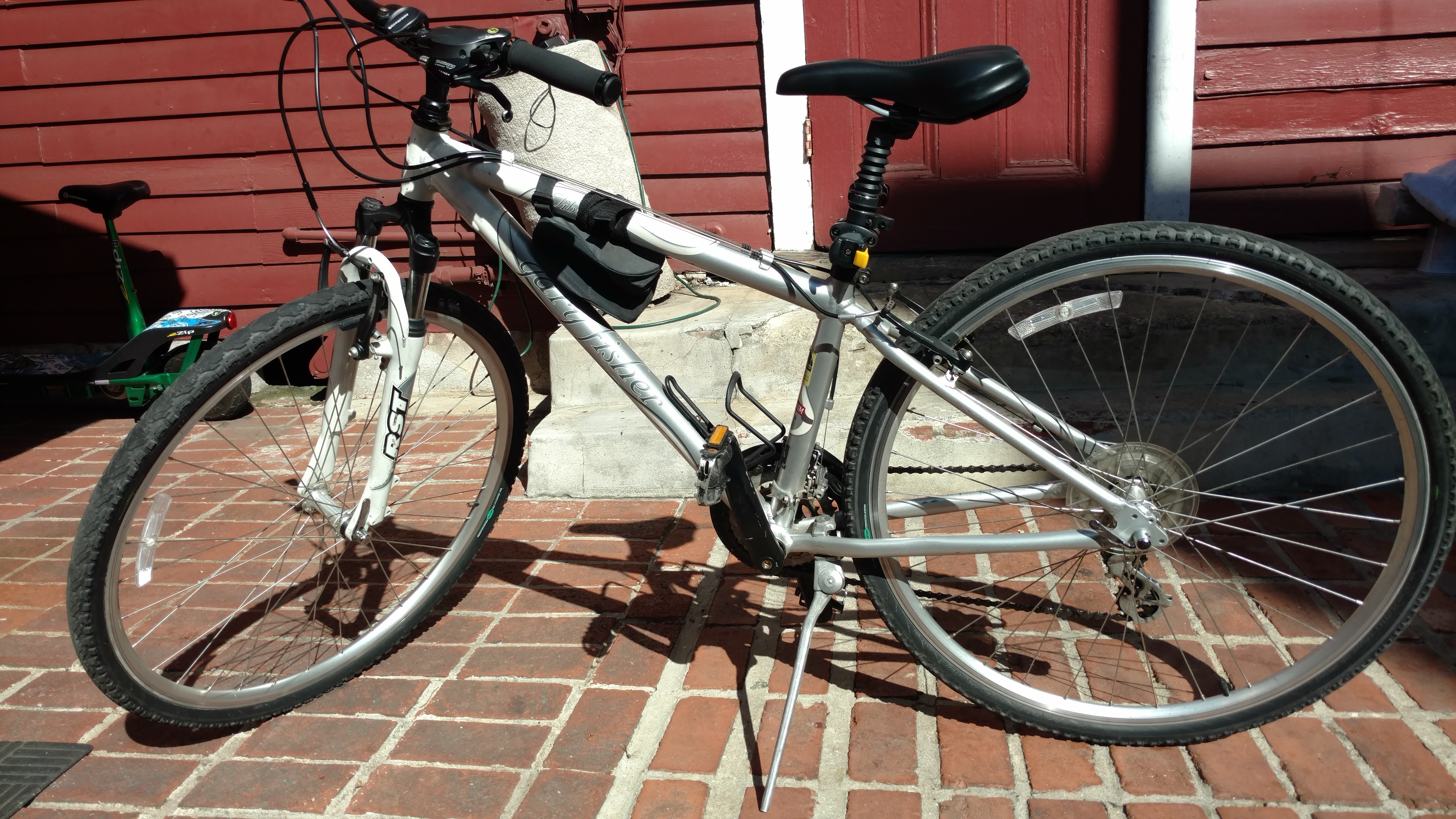 gary fisher tiburon bicycle