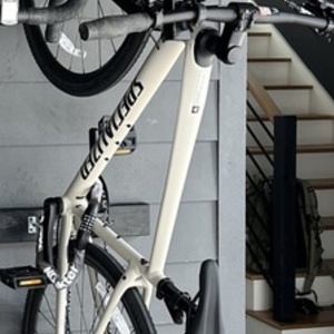 2022 Specialized Sirrus x4 White
