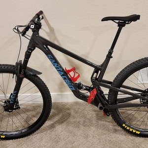 2022 Santa Cruz Hightower Black