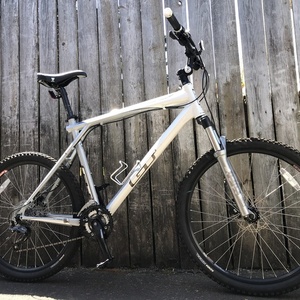 2006 GT Bicycles Avalanche 1.0 White