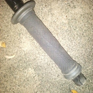 Free Agent Limo FA A130 chromly White, Black, and Stickers tape or other cover-up