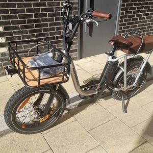 2023 Rad Power Bikes Roadrunner Plus cargo bike (front storage) Black