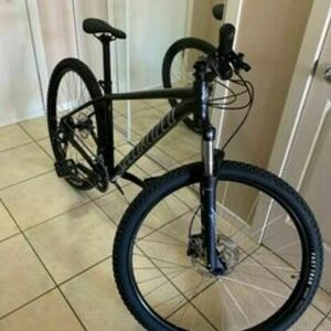 2023 Specialized ROCKHOPPER SPORT 29 SLATE/COOL Silver, gray or bare metal