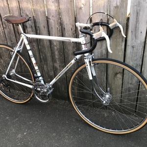 1975 Peugeot UO-8 White