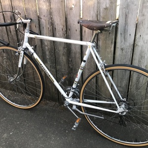 1975 Peugeot UO-8 White