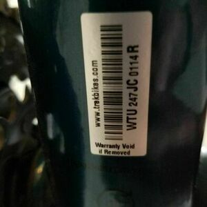 2023 Trek 2020 Black, Teal, and Green