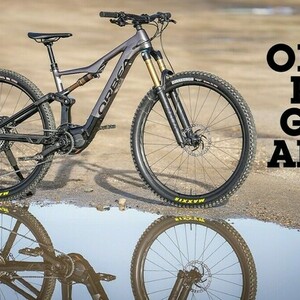 2022 Orbea Rise H30 Silver, gray or bare metal