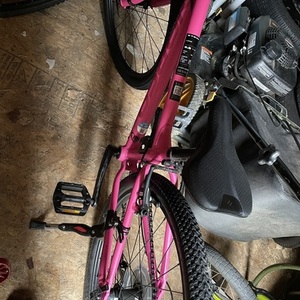 2023 Norco Bikes Storm 4.3 Pink