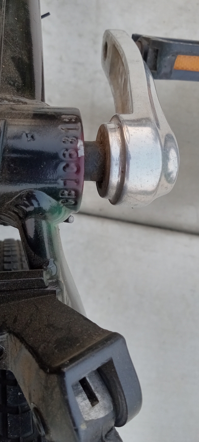 giant suede cruiser bike