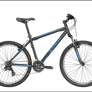 Trek 820 Black and Blue