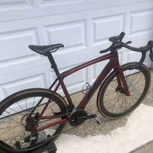 2022 Trek Emonda Red