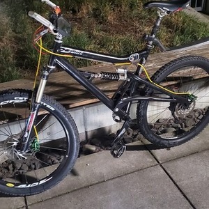 Santa Cruz Bullet Black