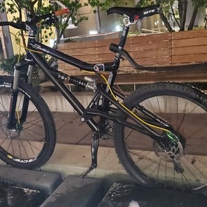 Santa Cruz Bullet Black