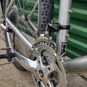 1999 Specialized Hard Rock Comp Silver, gray or bare metal