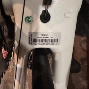 2014 Trek Domane 4.3 WSD (Compact or Triple) White and Black
