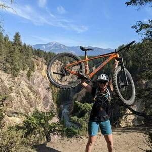 2020 Trek Roscoe 7 Orange