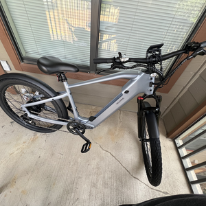 2023 Velotric Velotric Discover 1 E-Bike Silver, gray or bare metal