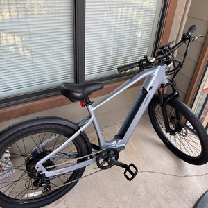 2023 Velotric Velotric Discover 1 E-Bike Silver, gray or bare metal