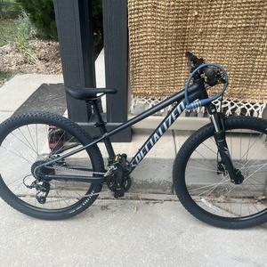 2023 Specialized Rockhopper Sport Black