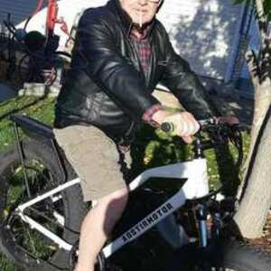 2022 Aostirmotor S07-G e-skateboard (e-unicycle, personal mobility device, etc) White