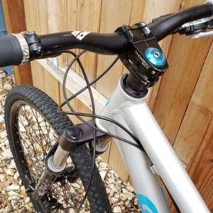 2010 Giant STP 0 Silver, gray or bare metal