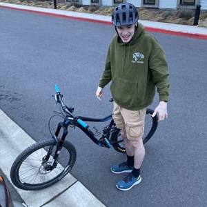 2015 Giant Trance 27.5 Black and Blue