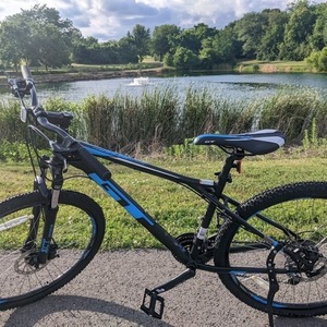 2023 GT Bicycles Aggressor Pro Black